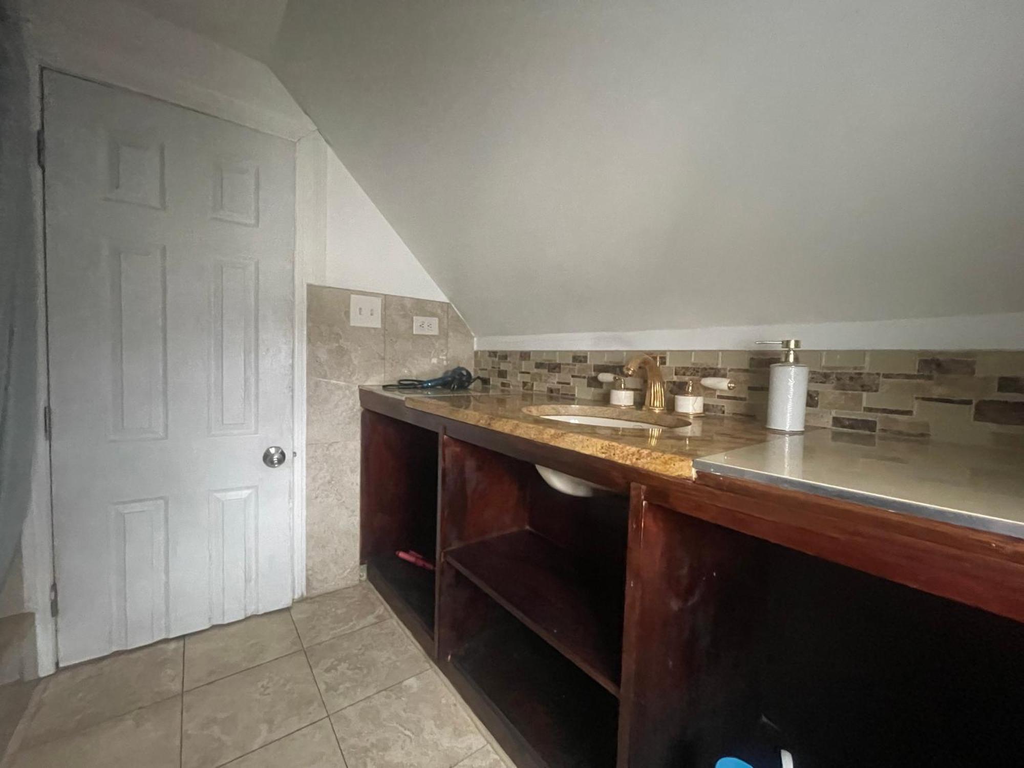 Private Loft 5 Min Away From Lga Apartment New York Ngoại thất bức ảnh